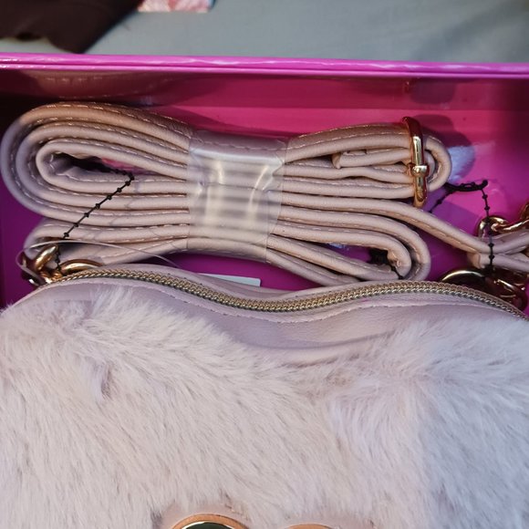 NWT! JUICY COUTURE Heart Shaped Bag - Picture 11 of 13